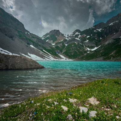 Encerclé-lac-samoens