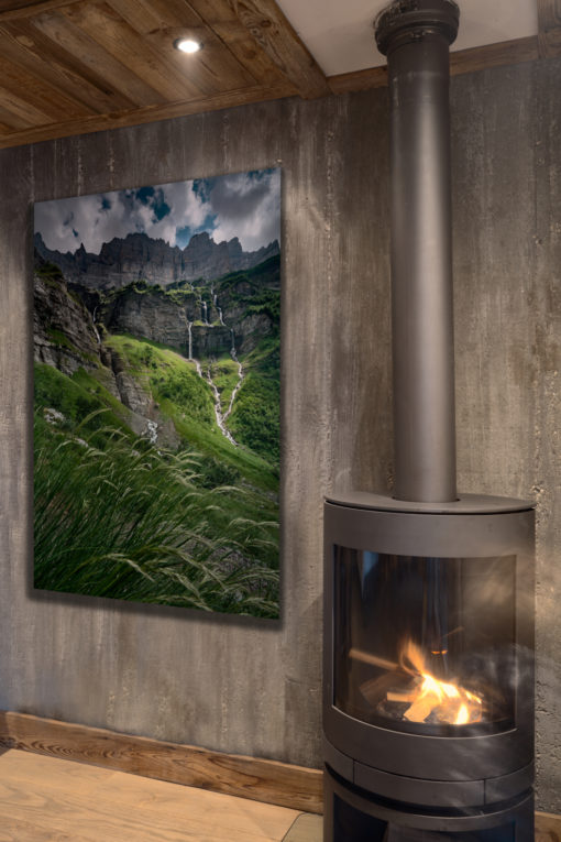 sixt-fer-a-cheval-hotel-la-marmotte-wood-burning-stove