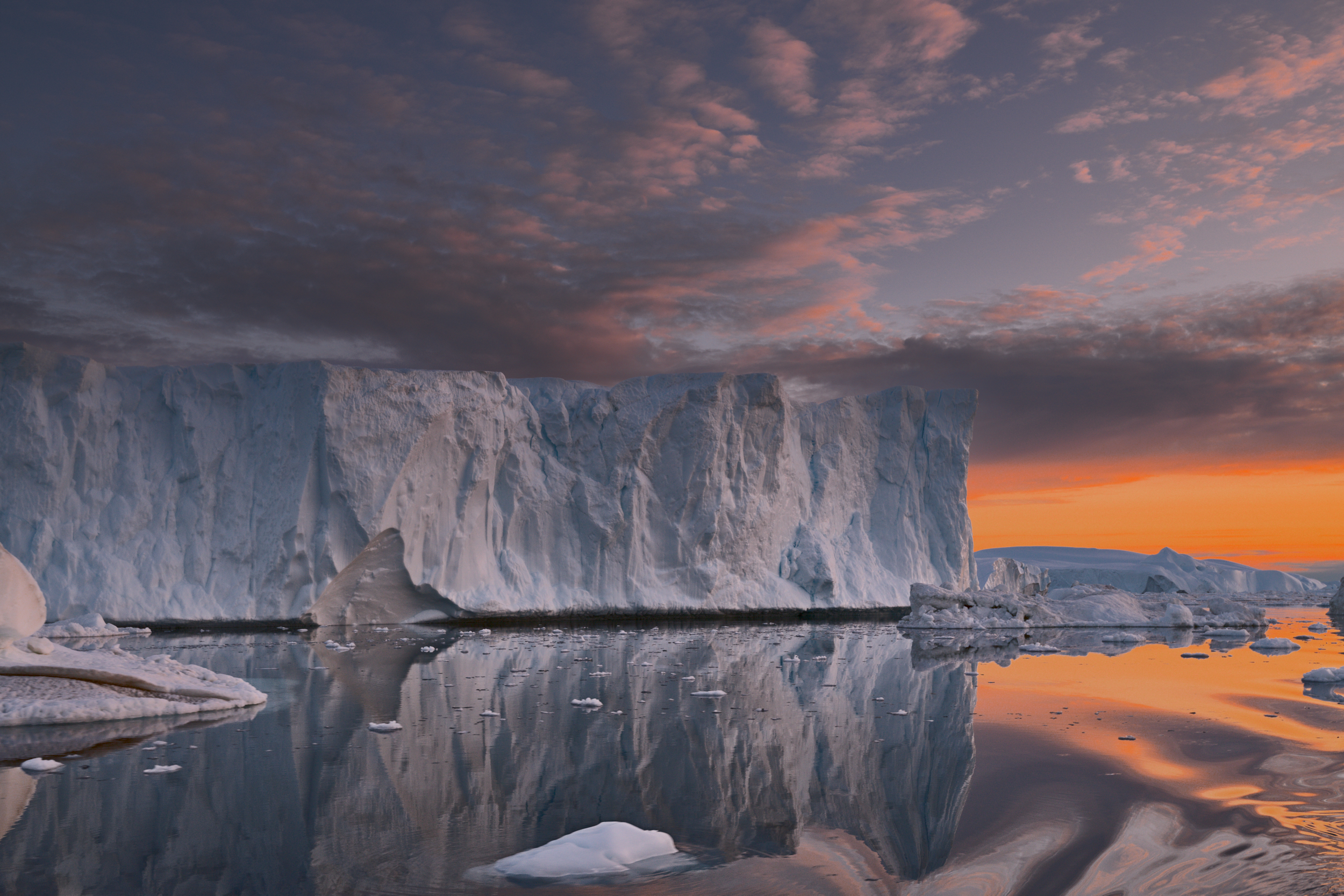iceberg-greenland-reflection