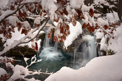 snow-winter-river